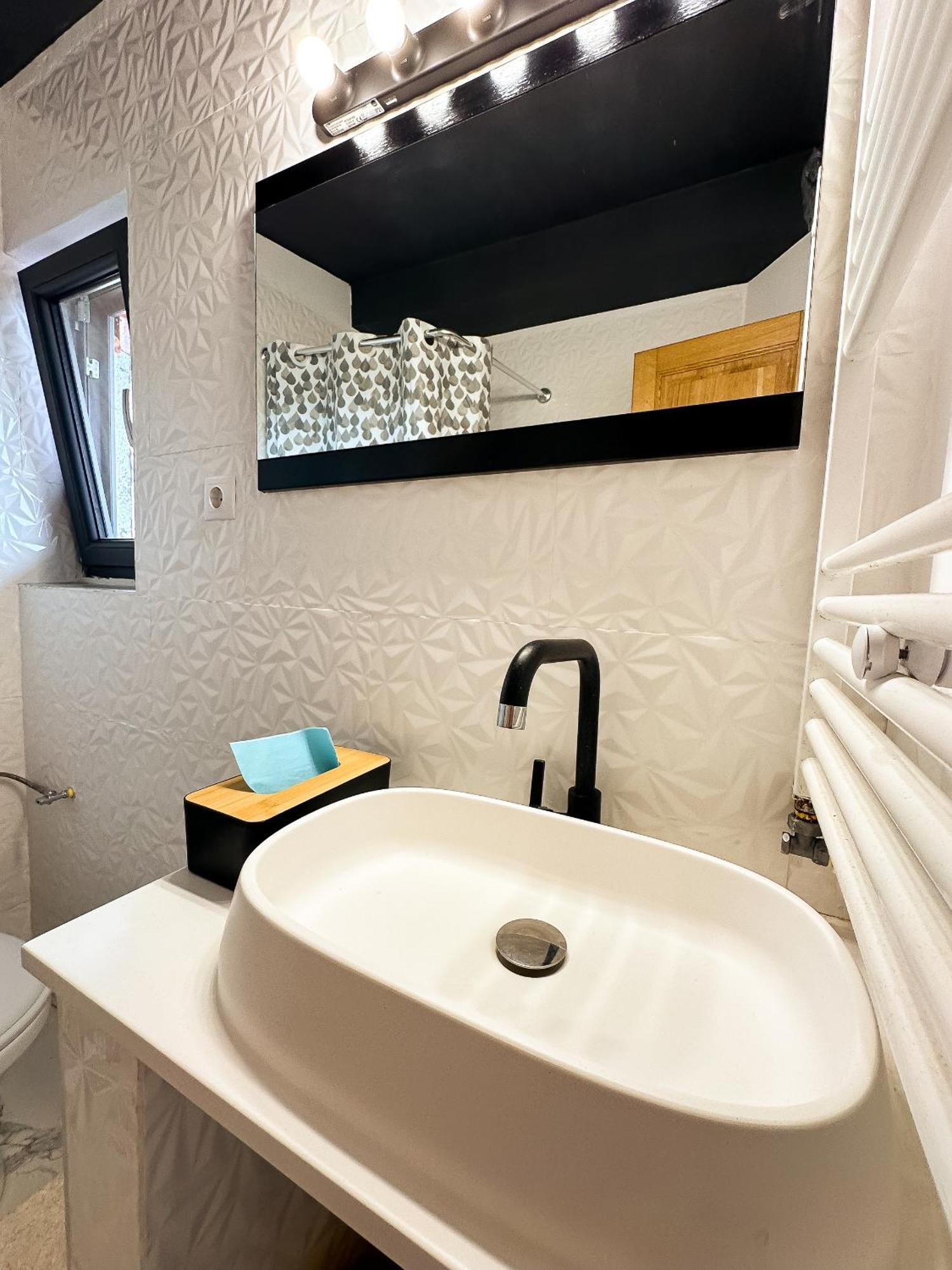 The Royal - Studio With Balcony & Panoramic View Craiova Buitenkant foto